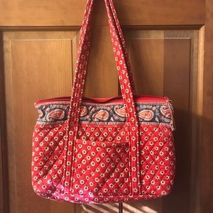 Vera Bradley pocketbook